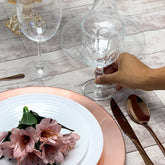 Sousplat de Plástico Opala Rose Gold 33cm - Ela Decora